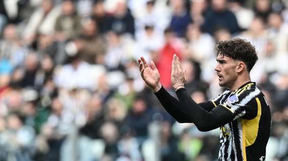 Juventus Genoa 0 0 Pareggio A Reti Bianche Allo Stadium Espulso Vlahovic