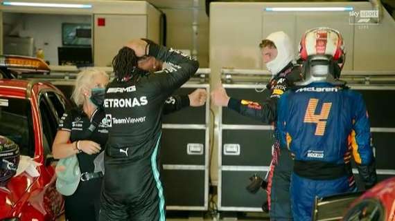 Formula Hamilton Pensa Sempre A Verstappen Lewis Svela Perch