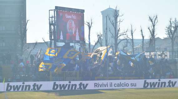 Brescia Parma Saranno 327 I Tifosi Crociati Al Rigamonti