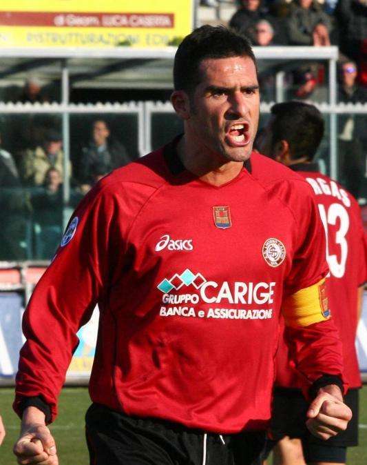 Ex amaranto. Lucarelli esonerato, Amelia e De Lucia tornano a giocare