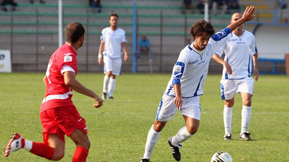 Il Livorno lascia Migliorini alla Spal