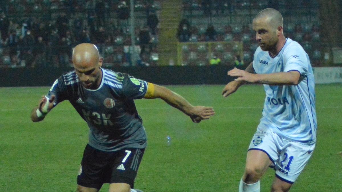 Ufficialità. A centrocampo arriva Arrigoni dal Cesena