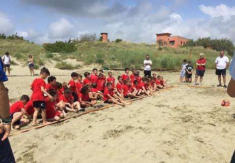 Beach soccer. I bambini del Collevica ospiti del Livorno Bs a Tirrenia