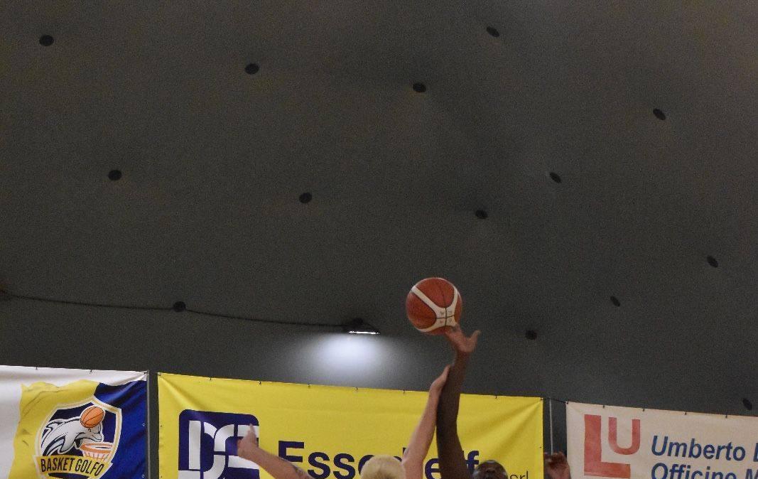 La palla a due del match