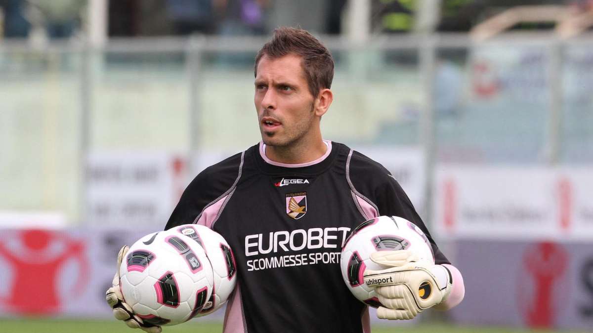 Il Palermo rifiuta la proposta di scambio fra De Lucia e Benussi