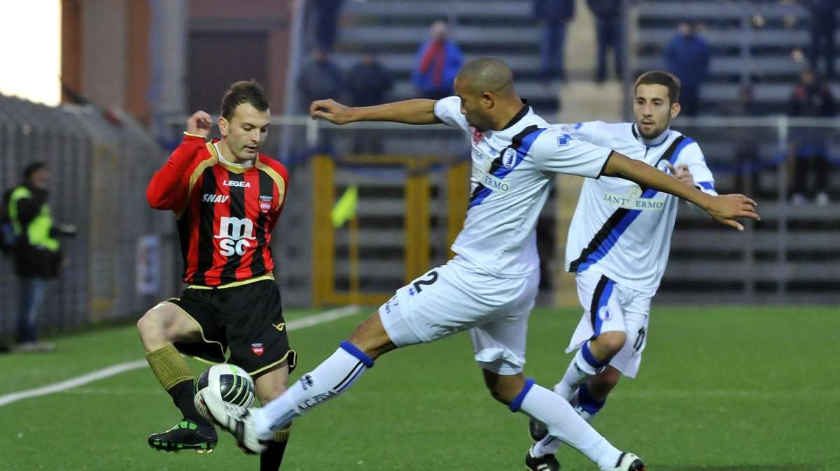 Livorno, nel mirino Massimiliano Carlini.