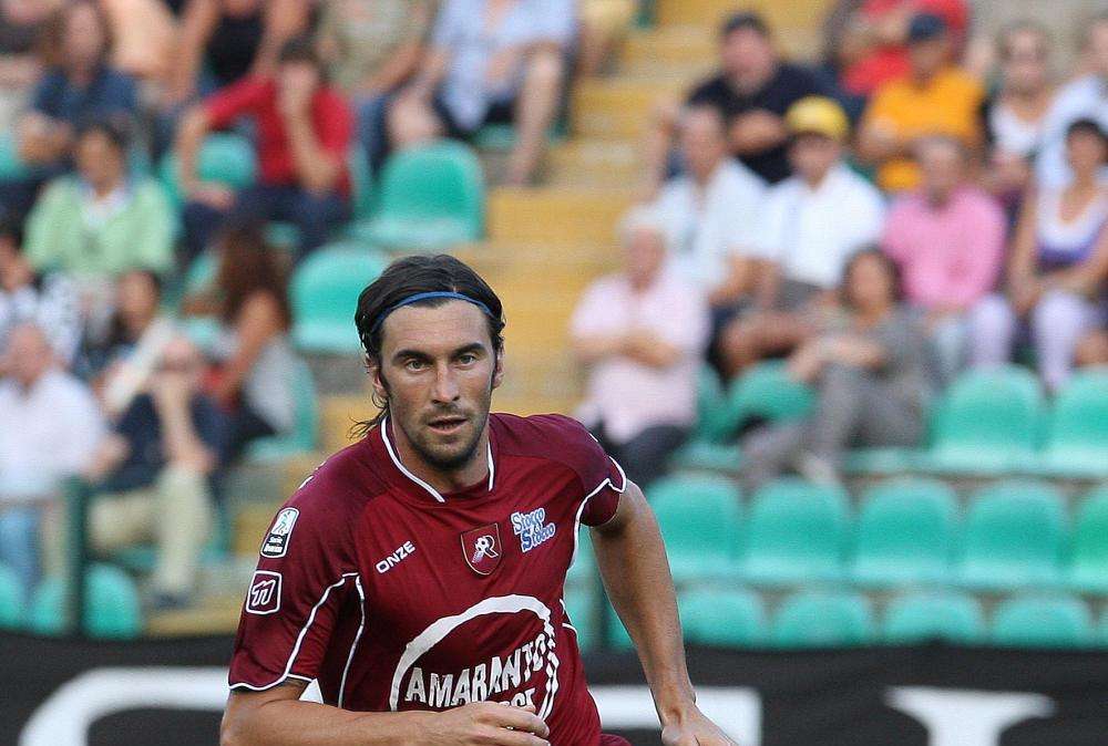 Il punto sulla B. Novara solo in vetta, poker della Reggina