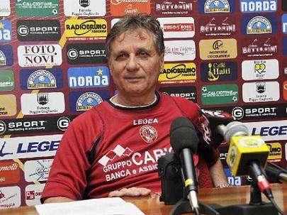 Sala stampa. Perotti col sorriso, Zeman elogia il Livorno