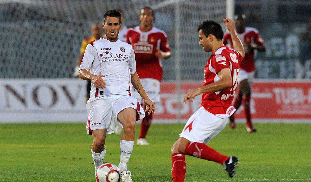 Per Pulzetti il Bari disposto a girare Carobbio al Livorno