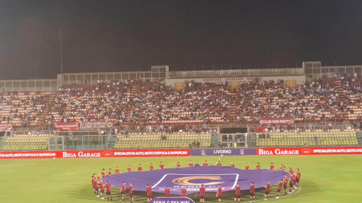 Livorno, ccontro la Vis Pesaro prezzi abbassati in Gradinata e Tribuna