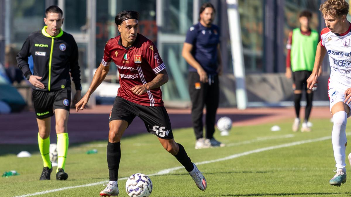 Il Livorno chiude in bellezza vincendo a Pontedera, 0 a 2