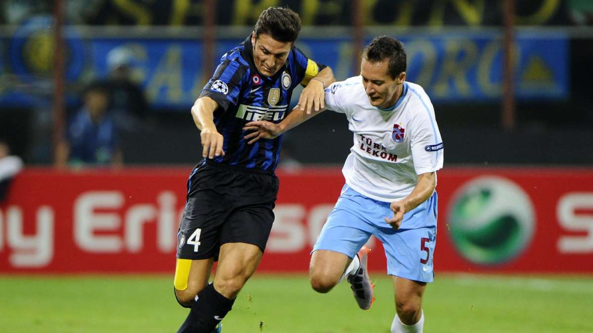 Addio anche a Cech, va al Bologna
