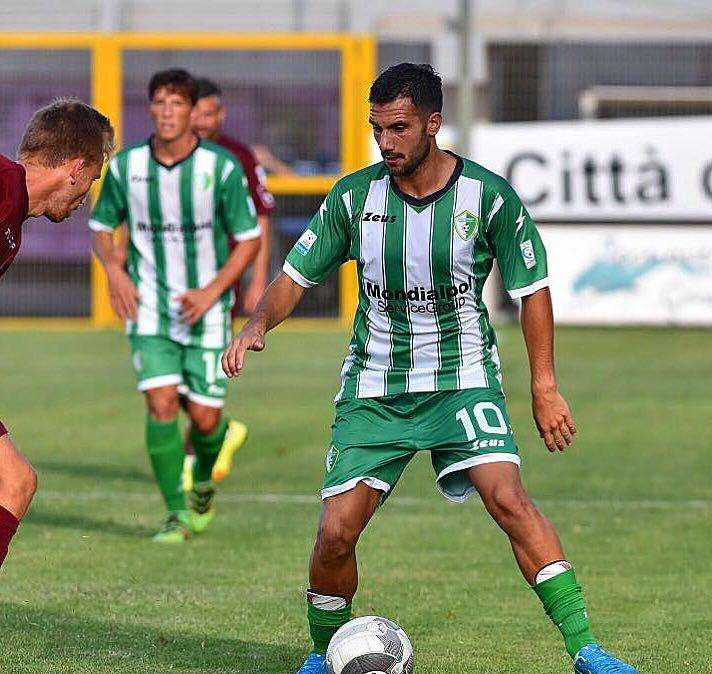 Il Livorno fa la spesa a Catania, occhi anche su Curcio