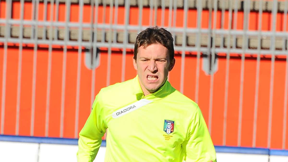 Arbitro. Serra per Pescara-Livorno