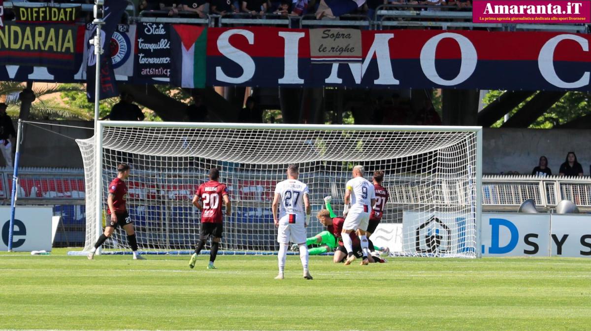 Il Livorno resiste agli assalti della Sambenedettese, 0 a 0