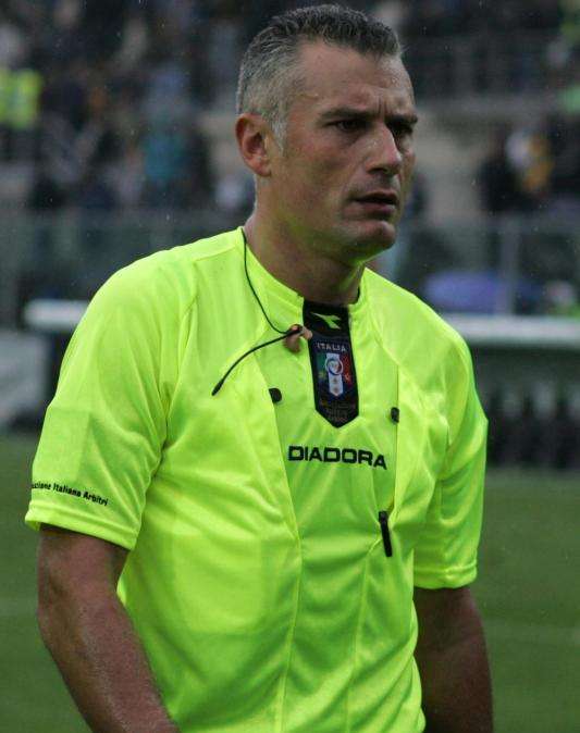 Livorno-Bari arbitra Baracani, bilancio negativo con il fischietto toscano