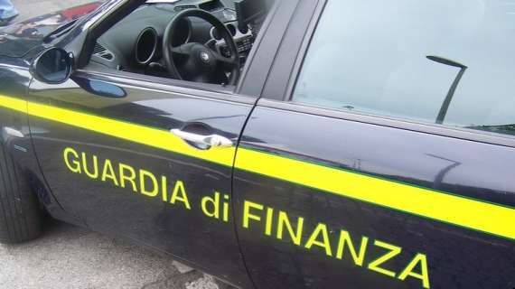 Un&#039;auto della Finanza