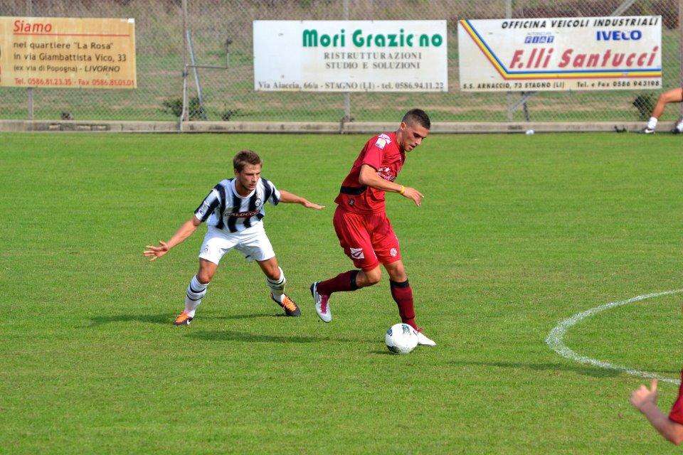 Bomber Moscati contro la Juve, nel match di andata