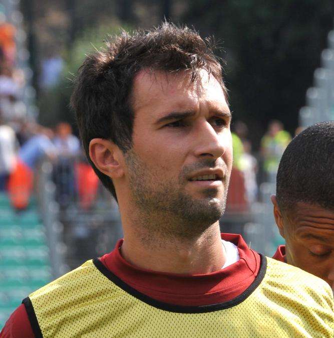 Vucinic all'ultimo dà forfait, all'Ardenza non ci sarà