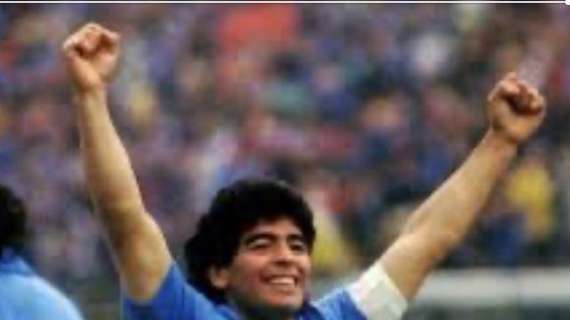Un infarto strappa alla vita Maradona, la sua prima in Italia fu a Livorno