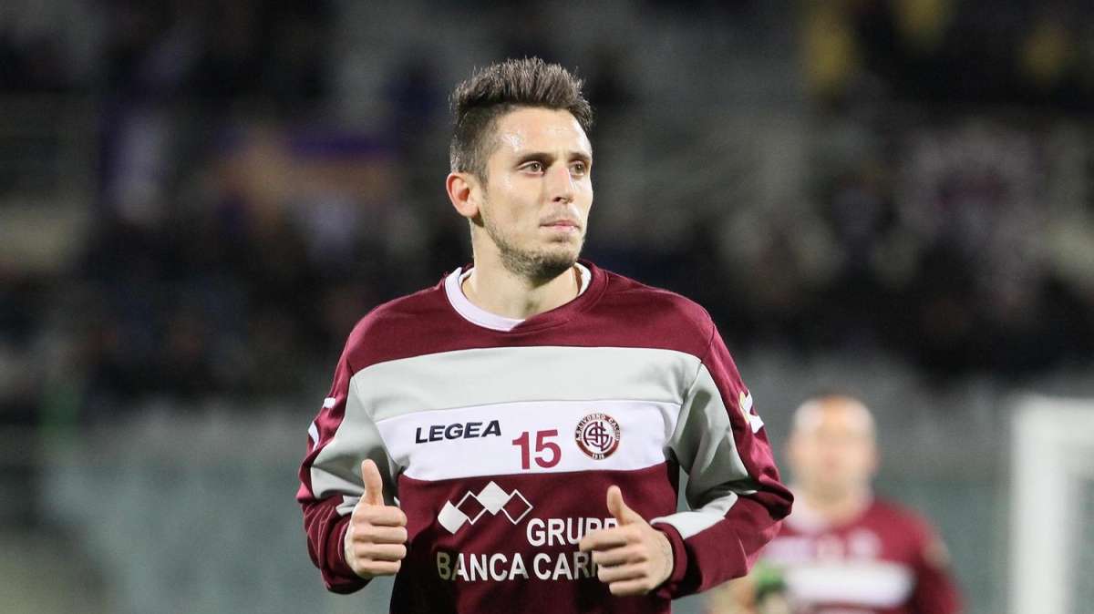 Il Milan affossa il Livorno, 3 a 0