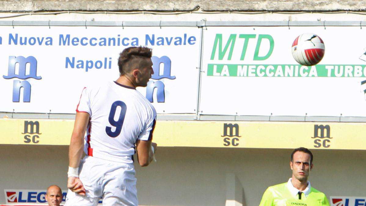 Un Livorno opaco lascia strada al Pescara, 1 a 2