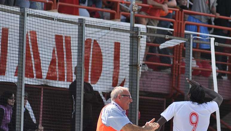 Serie B. Il posticipo garantisce l'accesso ai playoff al Varese