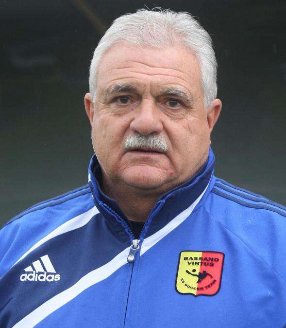 Ex amaranto. Osvaldo Jaconi lascia la Fermana