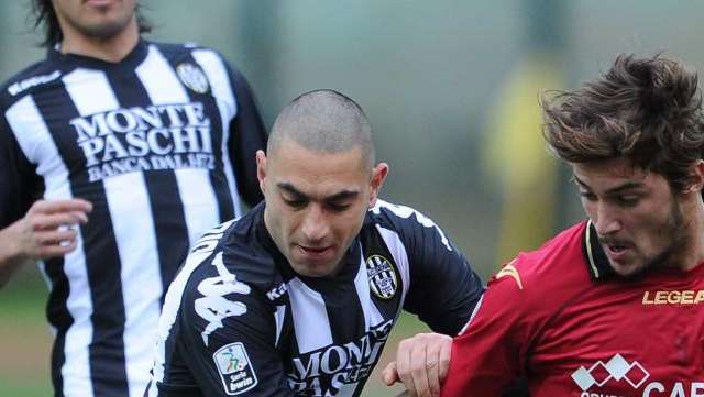 L'amaranto Surraco sostituto ideale di Santana alla Fiorentina