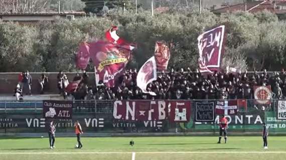 Tifosi del Livorno a Seravezza