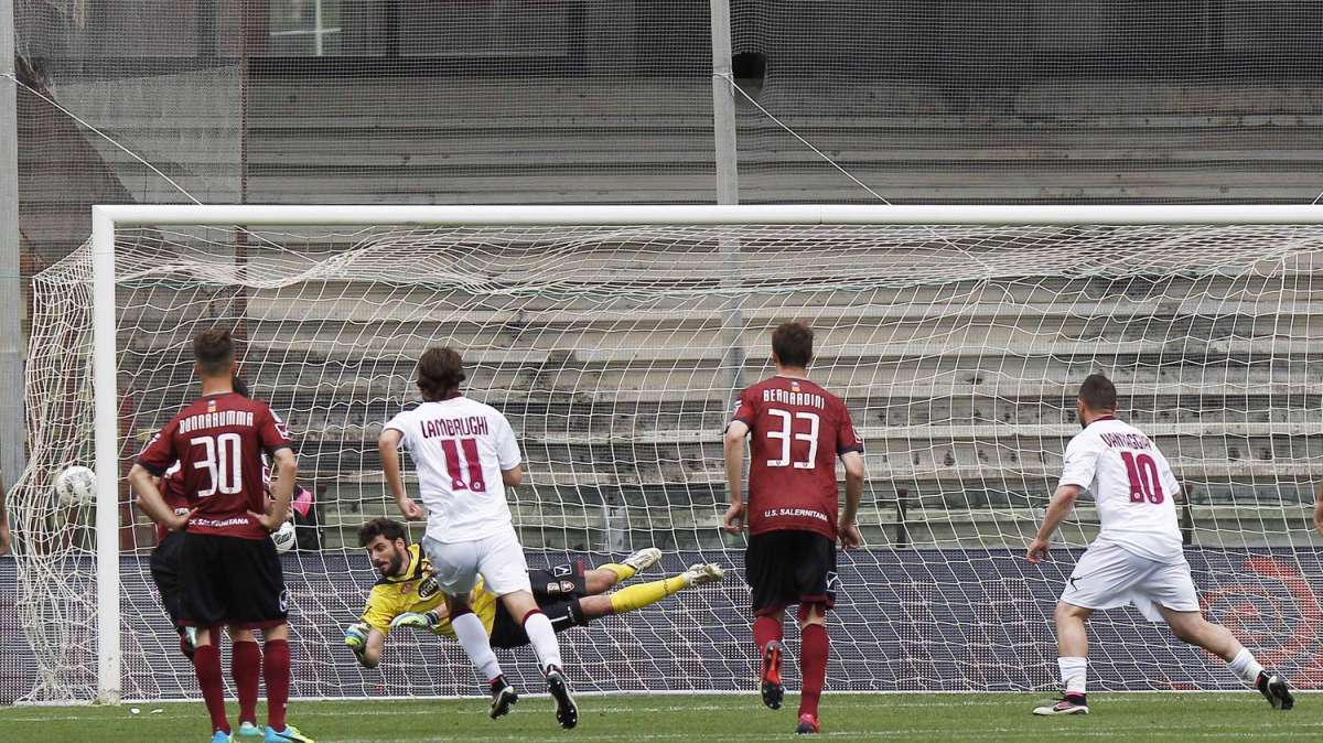 Il Livorno esce subito dalla Coppa Italia, la Juve Stabia vince 1 a 3