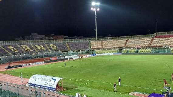 Il Livorno soffre ma vince con la Ternana la sera del ritorno, 1 a 0