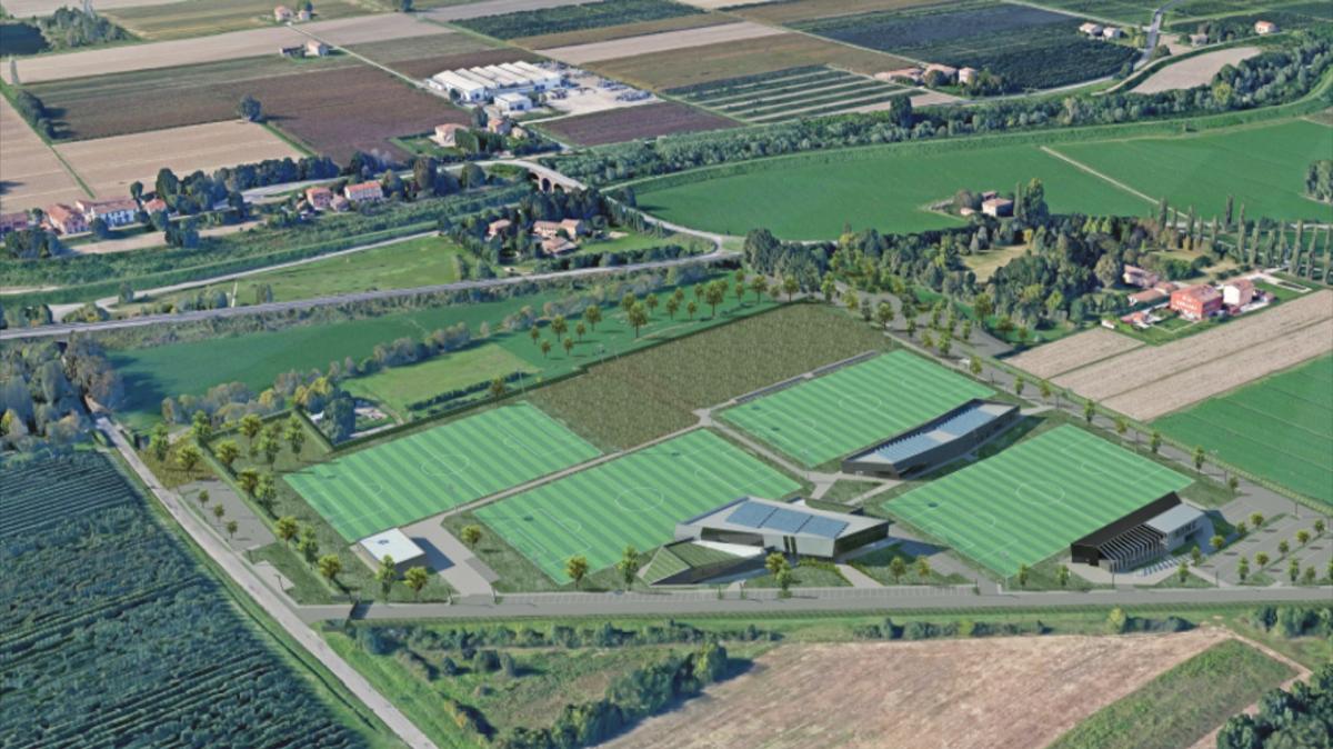 Centro sportivo, lavori sulla strada