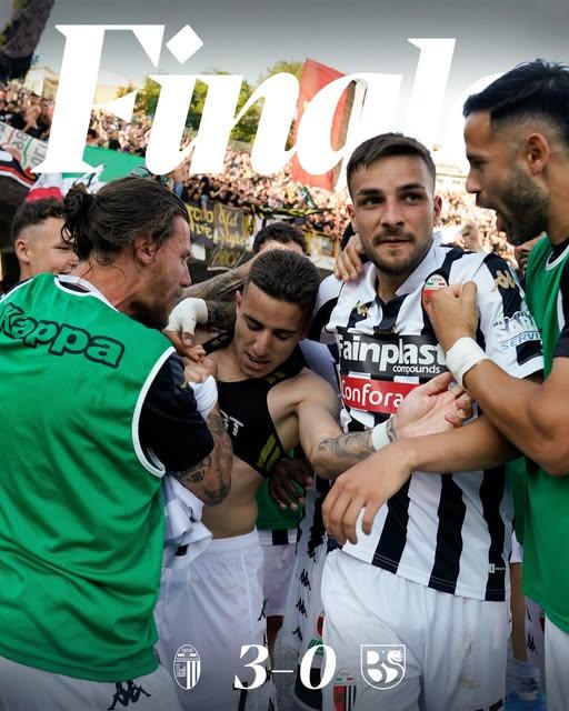 Ascoli-Brescia 3-0: grande festa al Del Duca per il ritorno in Serie B