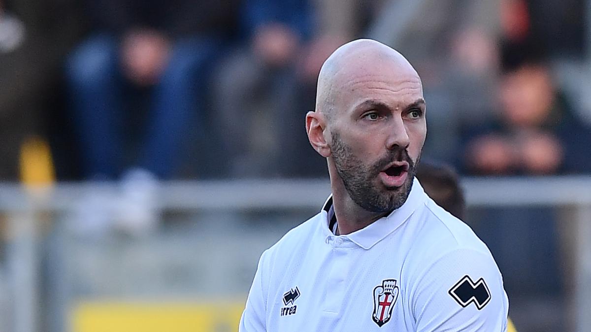 Alle 21.30 Gialli di sera su TRC