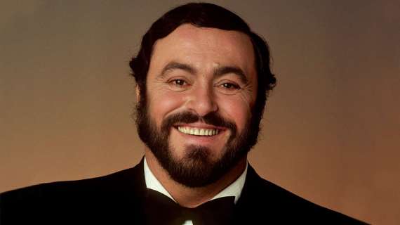Modena ricorda Pavarotti nel 15/o anniversario della morte