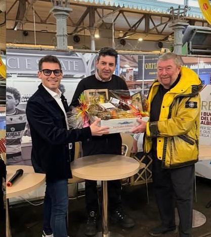 Carlo Rivetti premiato al Mercato Albinelli 