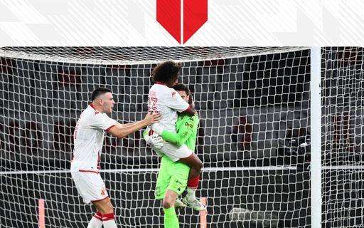 Serie B, un Bari eroico in nove uomini ferma il Palermo: 0-0