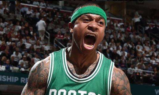 Thomas domina da ex, tripla doppia di LeBron, Blazers in volata