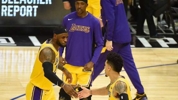 Kobe Bryant torna allo Staples: l'accoglienza di LeBron e dei Lakers
