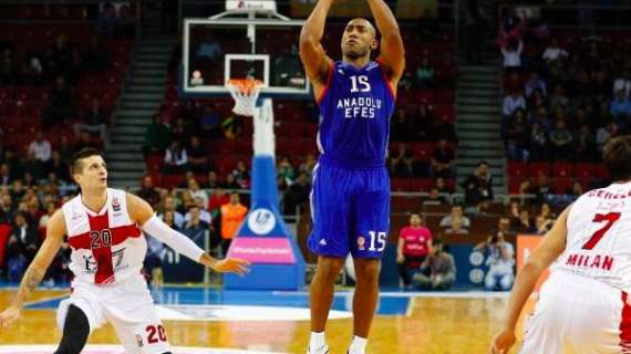 Eurolega: EA7 alla pari per 30', nel finale l’Efes scappa e vince