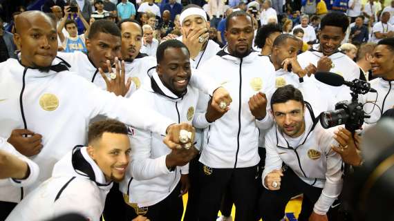 I Warriors si prendono gli anelli NBA e tutti gli occhi sono su Durant