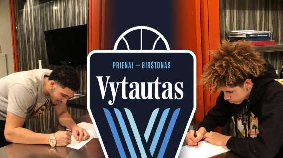 La saga Ball in Lituania: LaMelo e LiAngelo firmano al Prienu Vytautas