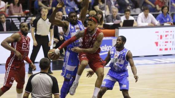 Playoff 2015: l’EA7 risponde in gara 2, è 1-1 con Sassari