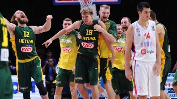 Sorpresa Lituania, batte la Serbia e vola in finale