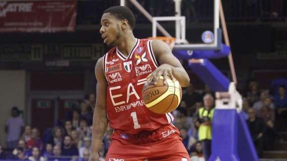 Serie A: EA7 ancora sconfitta, Capo d'Orlando vola con Henry e McGee