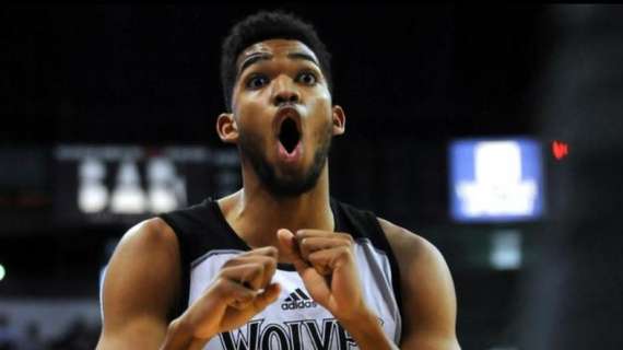 Karl Anthony Towns sbarca a Milano per NBA Crossover
