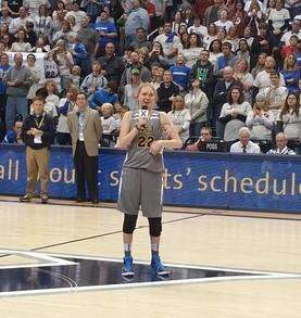 E’ morta Lauren Hill: aveva commosso l’America con il suo coraggio