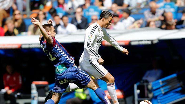 Cuatro futbolistas blancos peligran para Balaídos