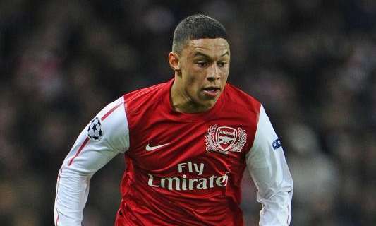 The Sun: El Chelsea ofrece 27 millones por Oxlade-Chamberlain 